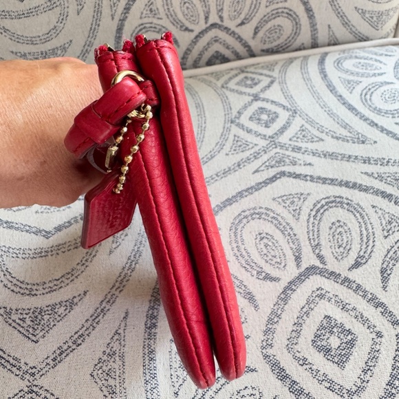 Coach Double-Zip Leather Wristlet – Red - Picture 7 of 11